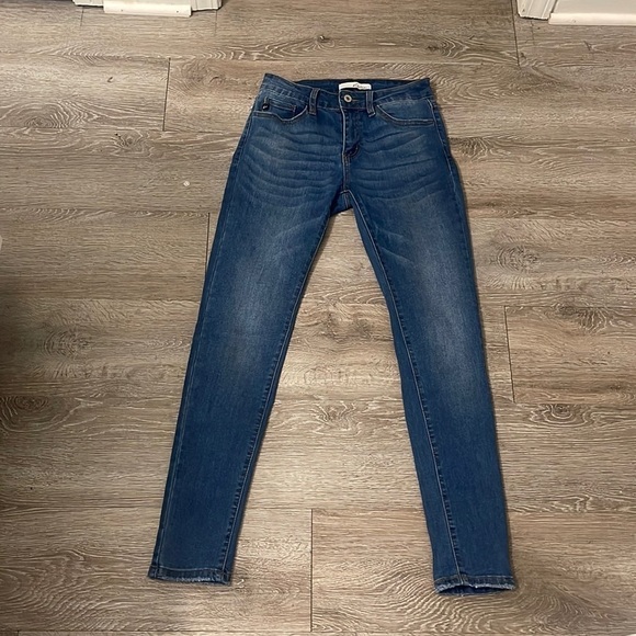 KanCan Medium Wash Skinny Jeans - Picture 1 of 7